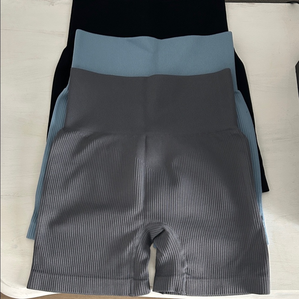 Women's Ribbed Athletic Shorts - Black, Blue, Gray - Picture 2 of 3